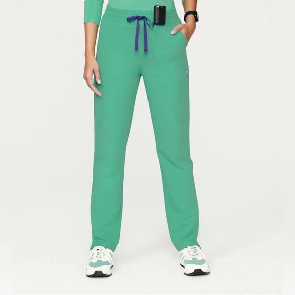 Figs Pants & Jumpsuits Figs Zamora 2 Jogger Scrub Pants In Surgical